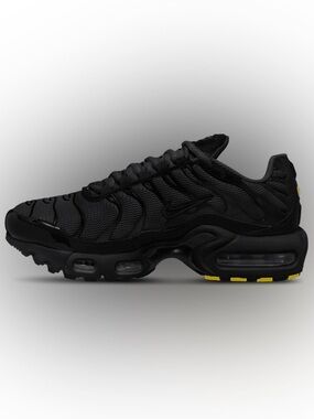 Nike air max plus boys 6.5Y